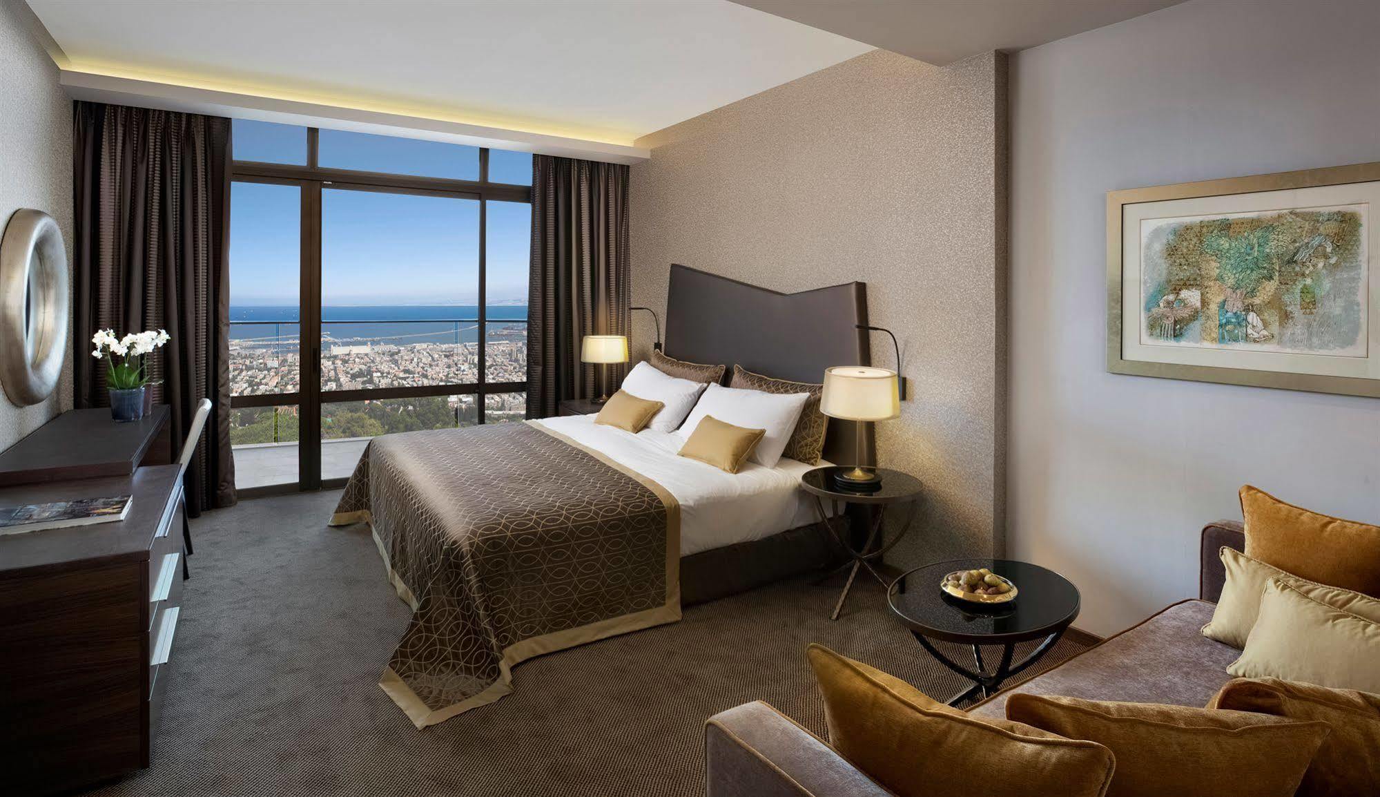 Dan Carmel Haifa Room photo